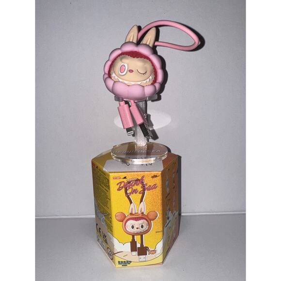 Popmart Drunk In Sea Series The Monsters “Shell” Iphone Charge Cable Kasing Lung - Picture 1 of 3